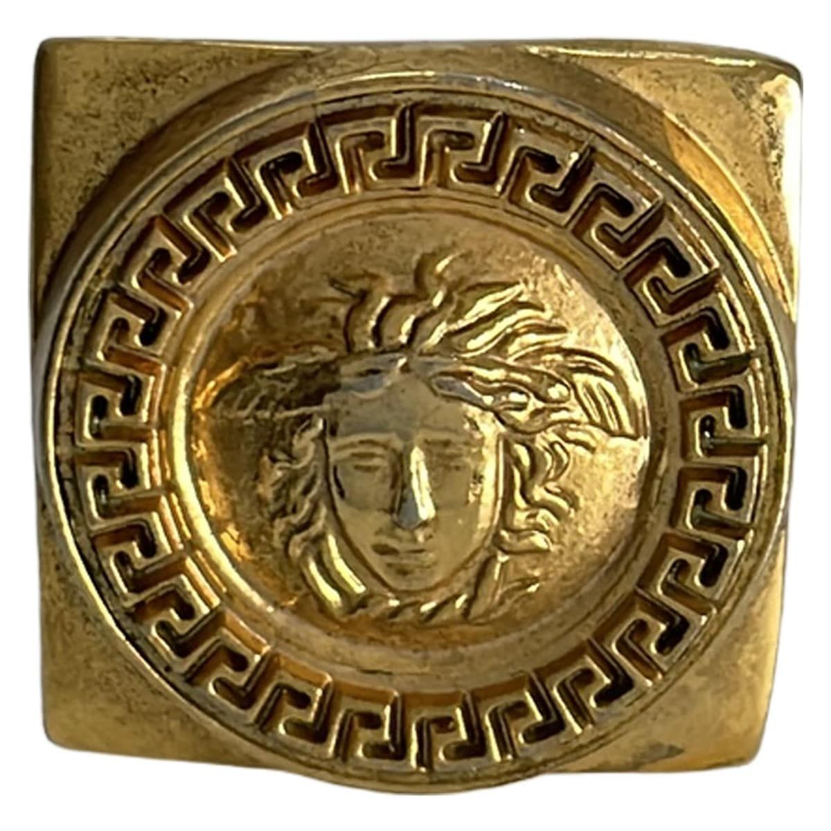 ジャンニヴェルサーチ メデューサ リング VERSACE 約10号