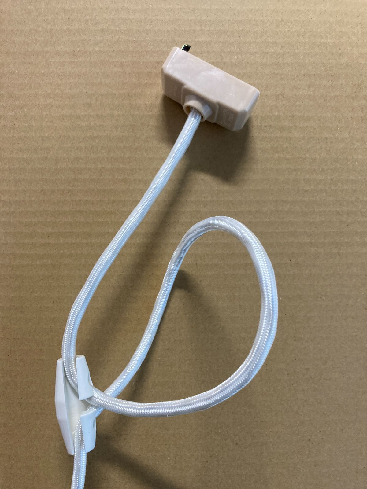 こきゃ）独70年代　domus 3灯　チーク製　ヴィンテージ・シャンデリア こきゃ）独70年代 domus 3灯 チーク製 ヴィンテージ