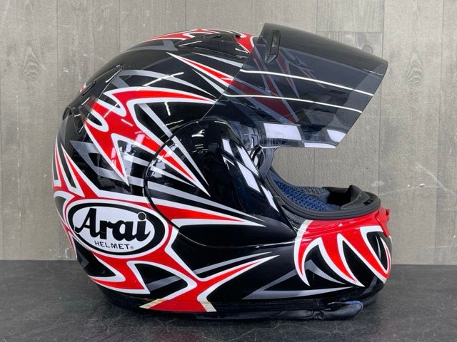 Arai ヘルメット 赤/黒/銀 Yahoo!オークション - 中古 アライ・ヘルメット／Arai helmet