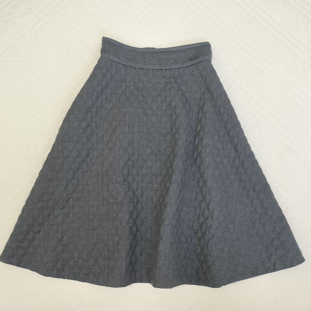 FOXEY フォクシー 中綿キルティングスカート ロゴプレート グレー 38 M