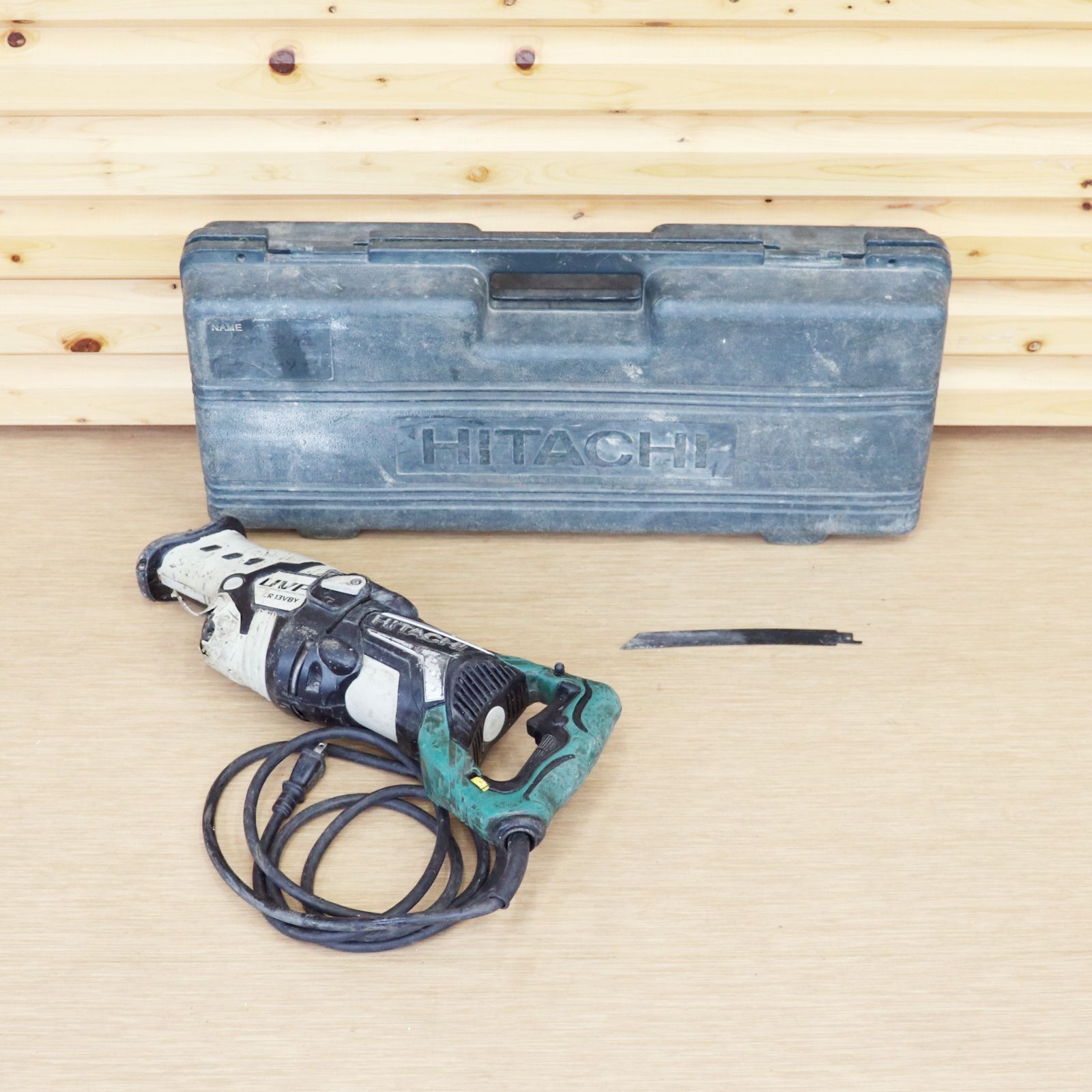 新潟発 日立工機 電子セーバーソー CR13VBY 動作 済 100V 電動のこぎり 工具 切断 建築 大工 配管 木工 加工 ハイコーキ HiKOKI