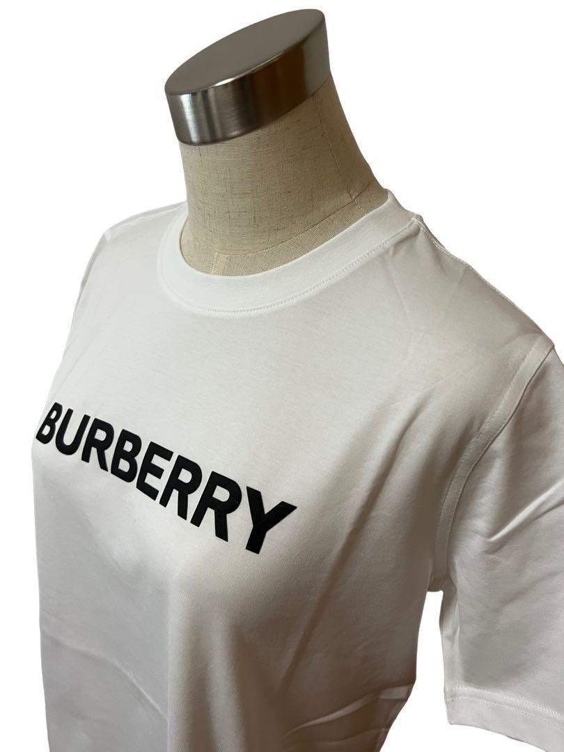 新品未使用品BURBERRY ブラック Tシャツ(S)