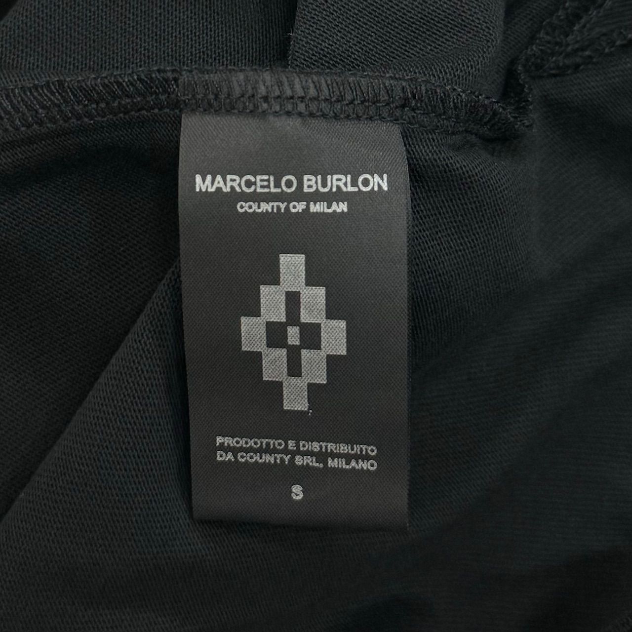 未使用品 Marcelo Burlon スリーブプリント ラウンドヘム カットソー ロングスリーブ Tシャツ マルセロバーロン  ブラック S  45244A3