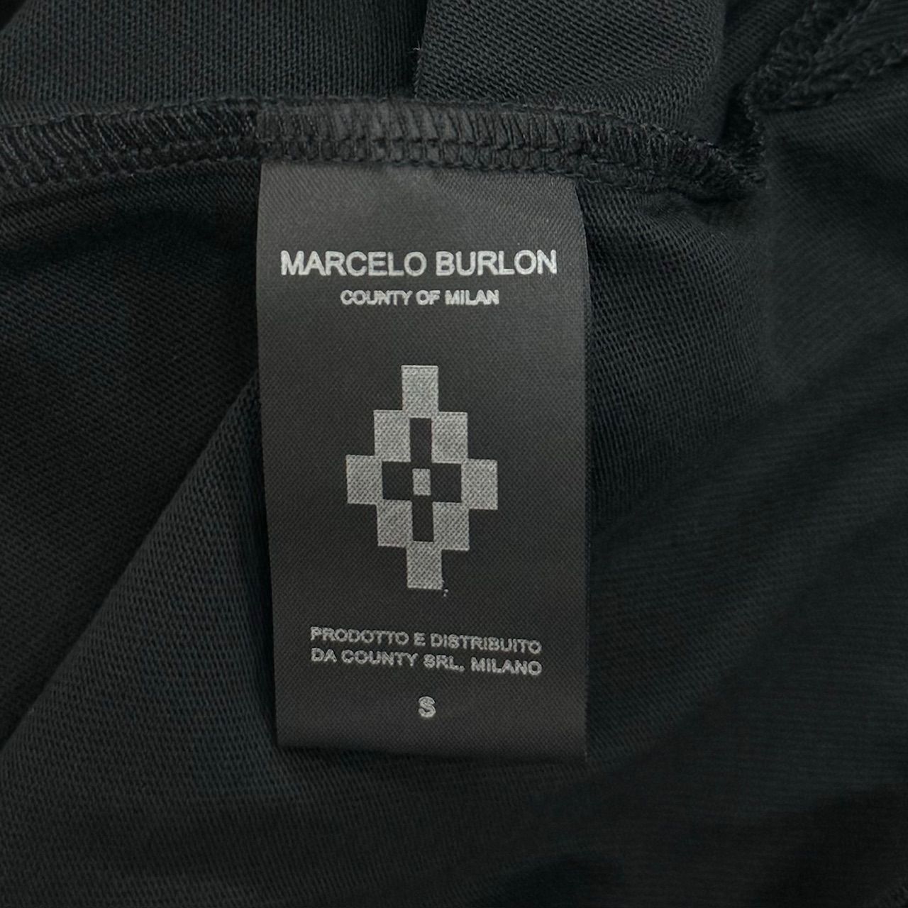 未使用品 Marcelo Burlon スリーブプリント ラウンドヘム 未使用品 Marcelo Burlon スリーブプリント ラウンドヘム