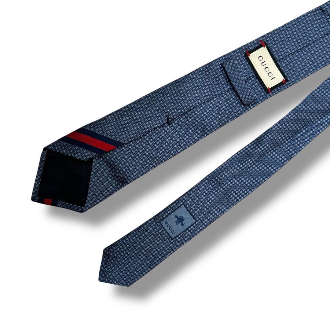グッチ　ネクタイ　現行　ネイビー　蜂ビー　シェリーライン　美品 美品 GUCCI グッチ ネクタイ ネイビー シェリーライン 蜂 Bee