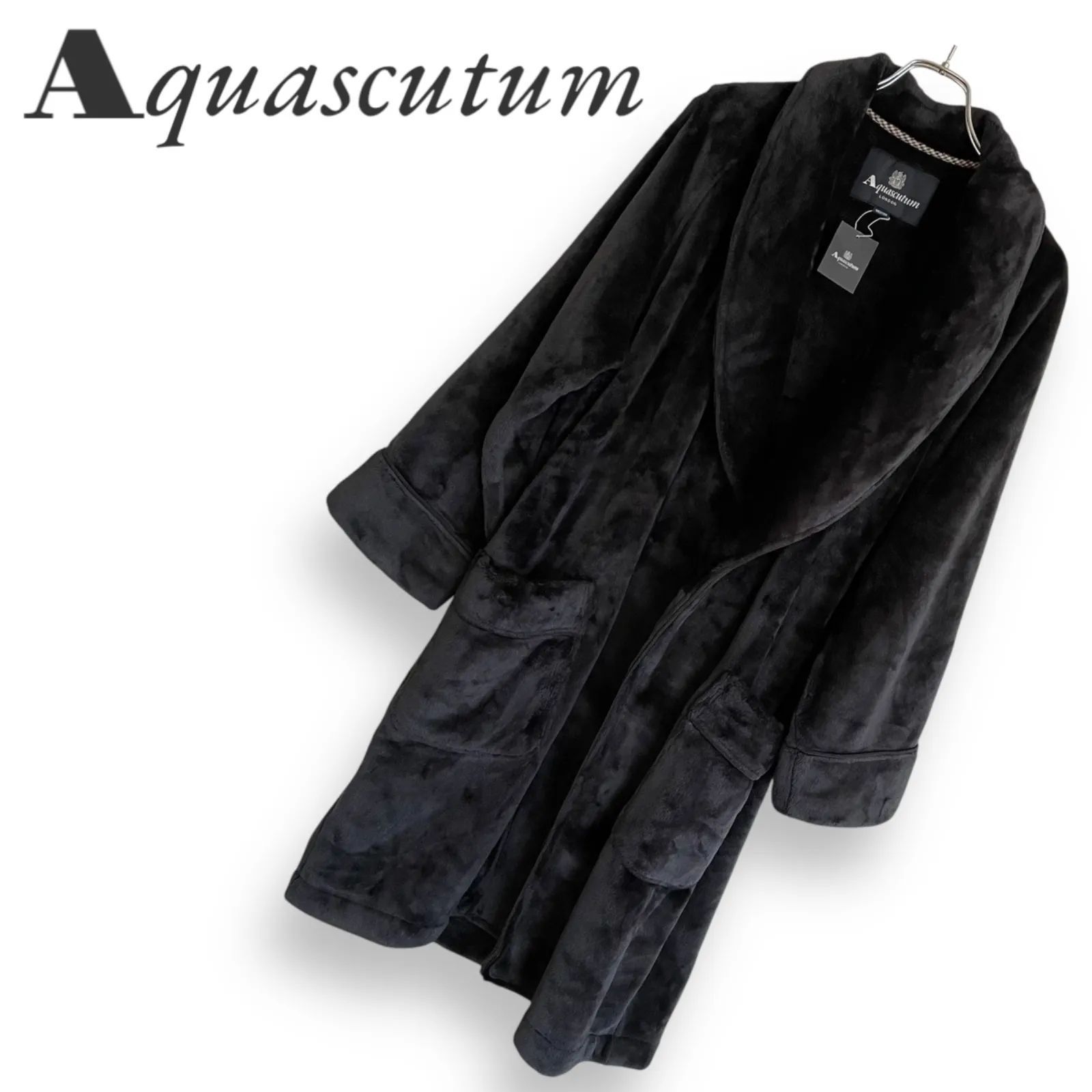 Aquascutum(アクアスキュータム)ガウンコート ブラック メンズ 新品タグ付き サイズ：M 品番：0126212360 376KZ -  通販では人気ブランドを豊富に品揃え