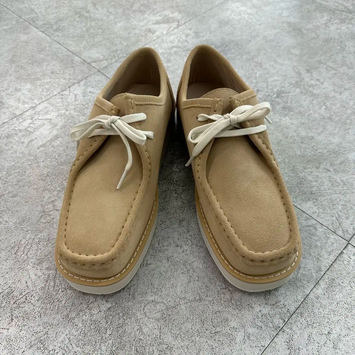 260セカンドアトリエ 4600BS CAMEL 티롤리안 モックシューズ