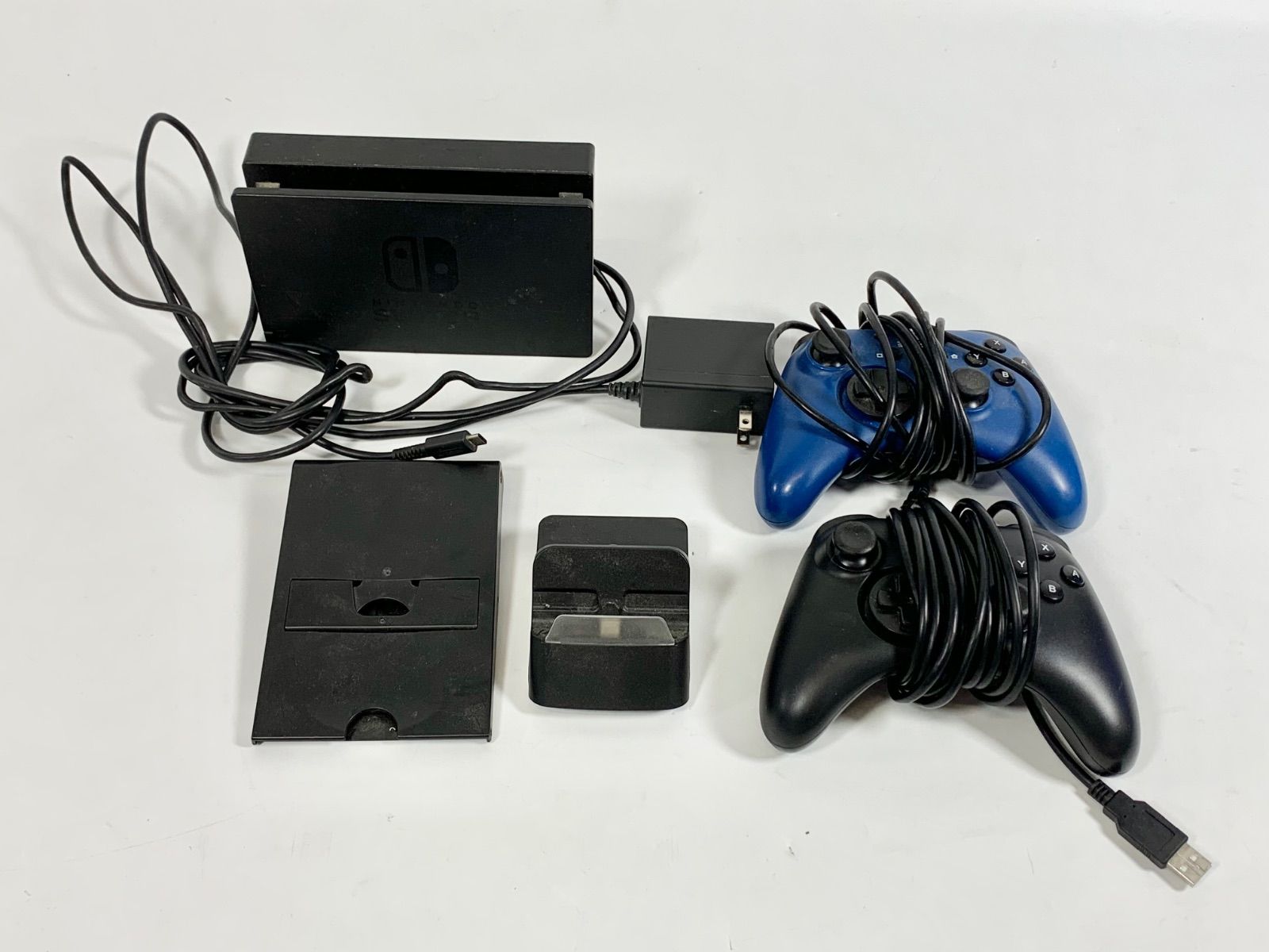 Nintendo Switch本体のみ（バッテリー強化版） 1 Nintendo Switch本体