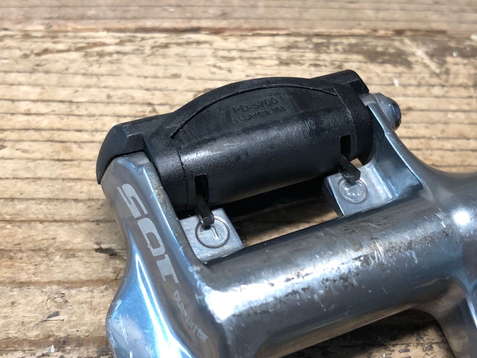 【みーはる‼️】SHIMANO 105 PD5700 ビンディングペダル JF944 シマノ SHIMANO 105 PD-5700 ビンディングペダル SPD-SL