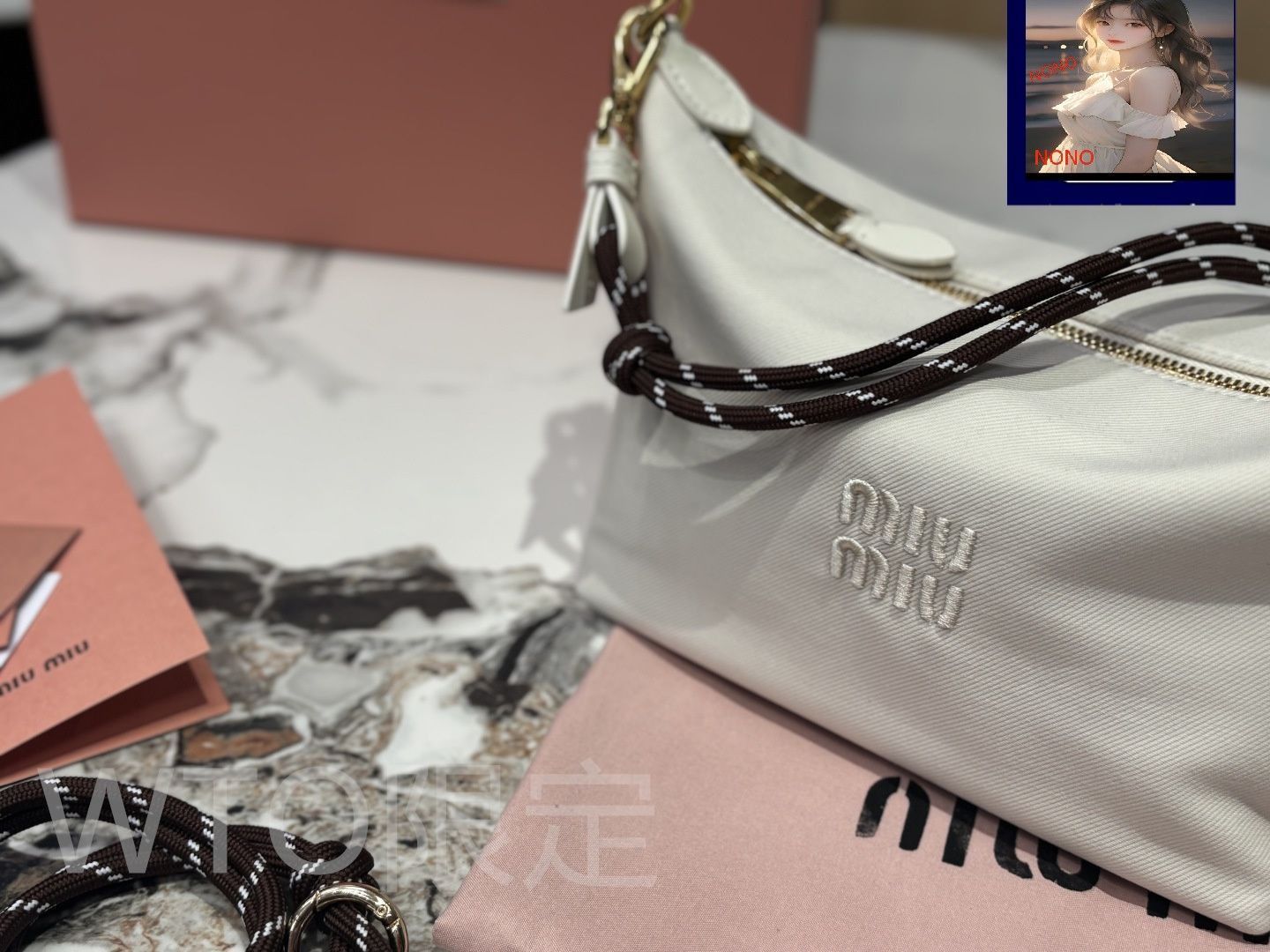 関税・送料込 MIU MIU chalk canvas バッグ 今日特価】Miu Miu 新款 サーフロープ キャンバス ランチ