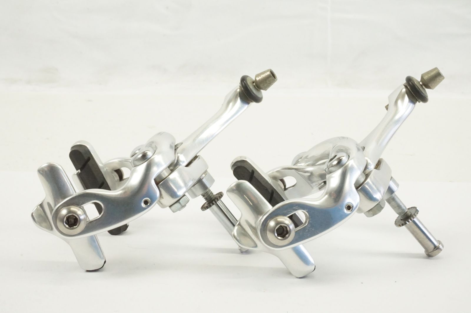 CAMPAGNOLO カンパニョーロ