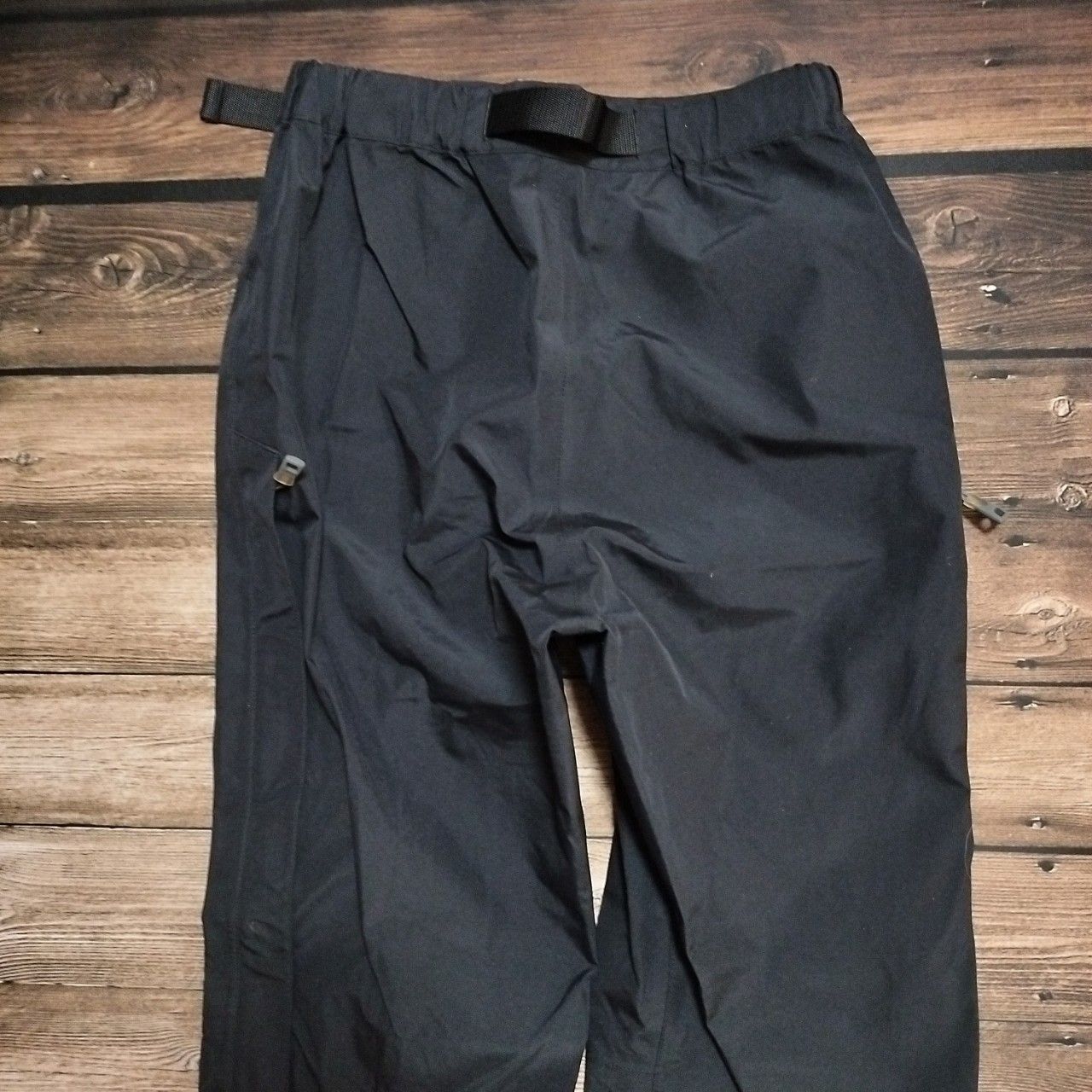 berghaus レディースパンツ　ゴアテックス Amazon | (12/Short, Black) - Berghaus Women's Paclite Gore