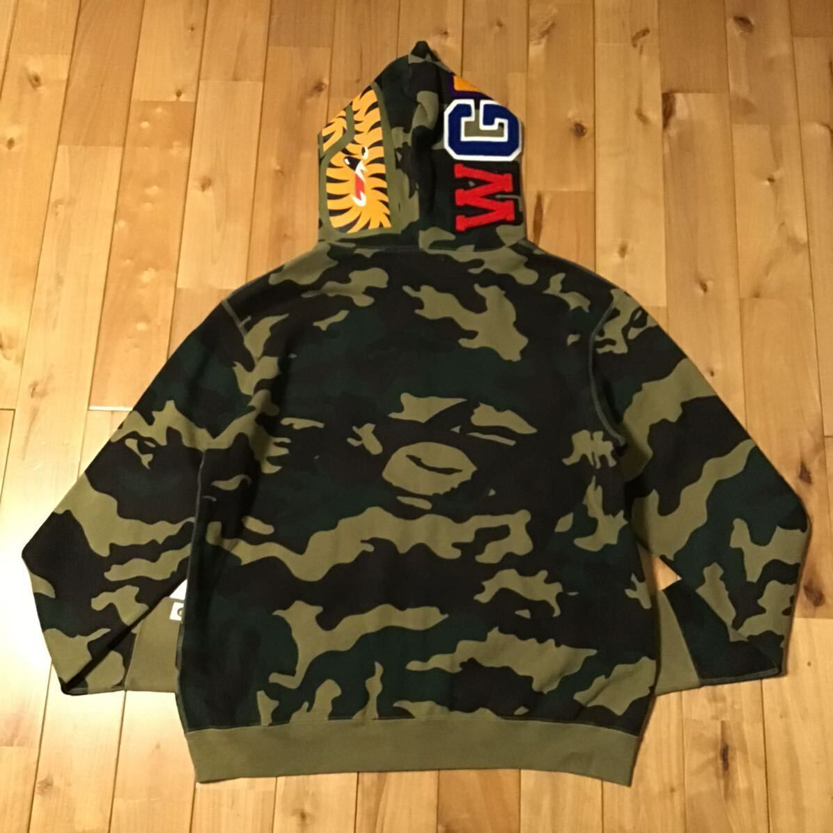 BAPE KIDS 迷彩シャークジャケット 140 s-l400.jpg