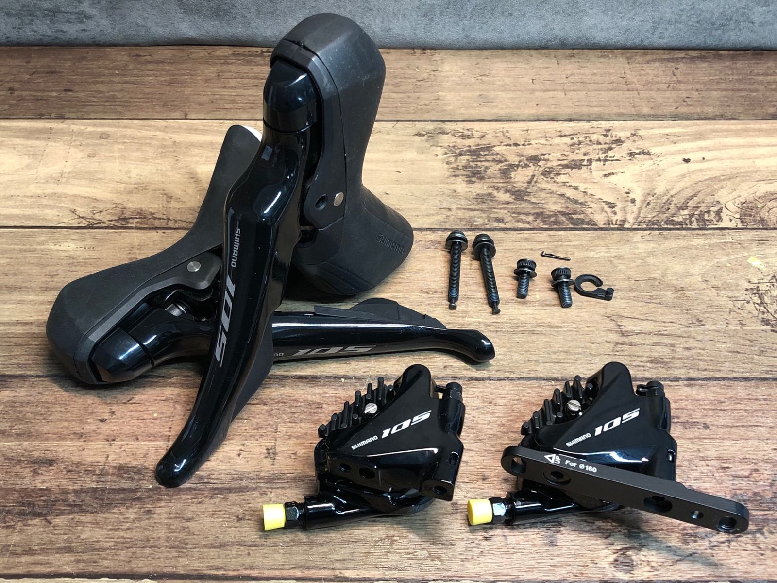 IQ023 シマノ Shimano 105 ST-R7020 STIレバー BR-R7070