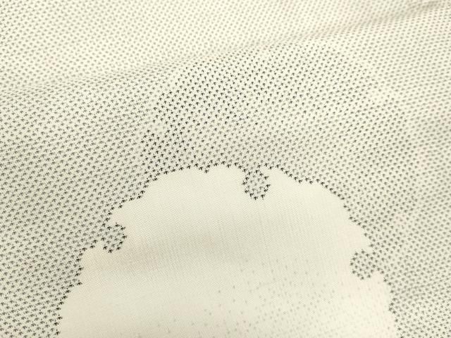 平和屋着物●本場大島紬　白大島　9マルキ　雪輪重ね文　正絹　逸品　DAAU0545tw 平和屋着物○本場大島紬 白大島 9マルキ 雪輪重ね文 正絹 逸品