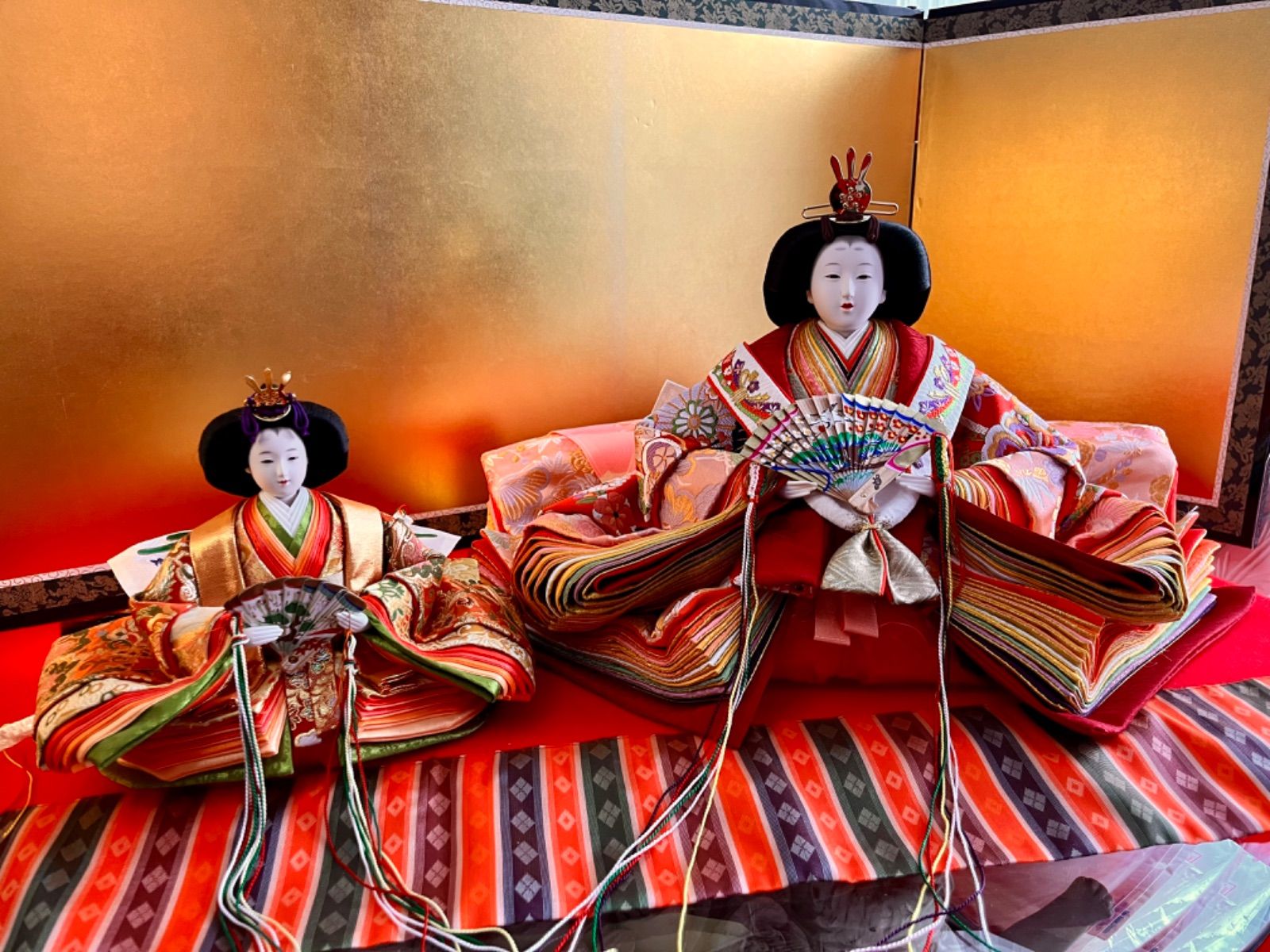 巨大！京五番☆特大親王飾り☆絢爛豪華な極彩色の金襴☆頭師は熊倉聖祥