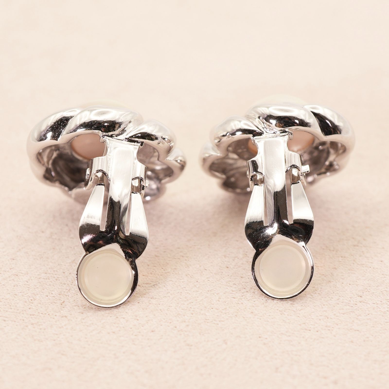 美品 TASAKI田崎 ダイヤ一粒 イヤリング K18YG 0.25×2 タサキ TASAKI