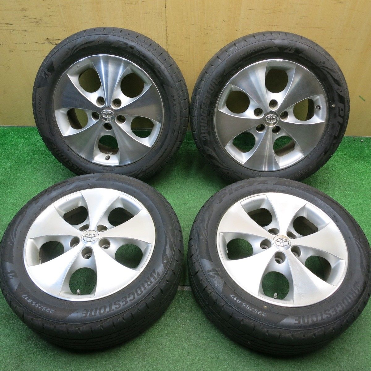 バリ溝！24年！9.5分☆トヨタ 10系 アルファード ヴェルファイア 純正 