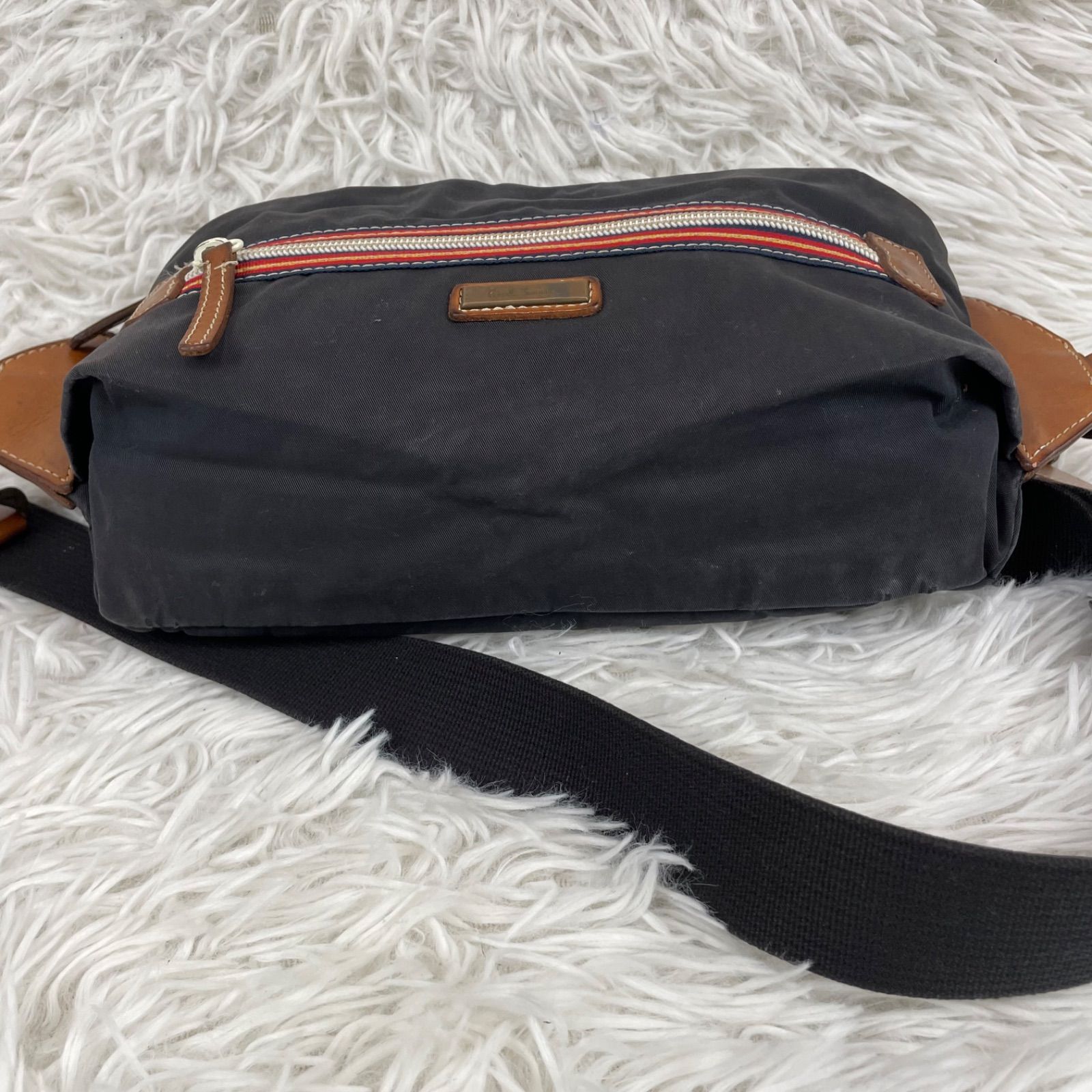 Paul Smith ブラック ワンショルダーバッグ ボディバッグ キャンバス 