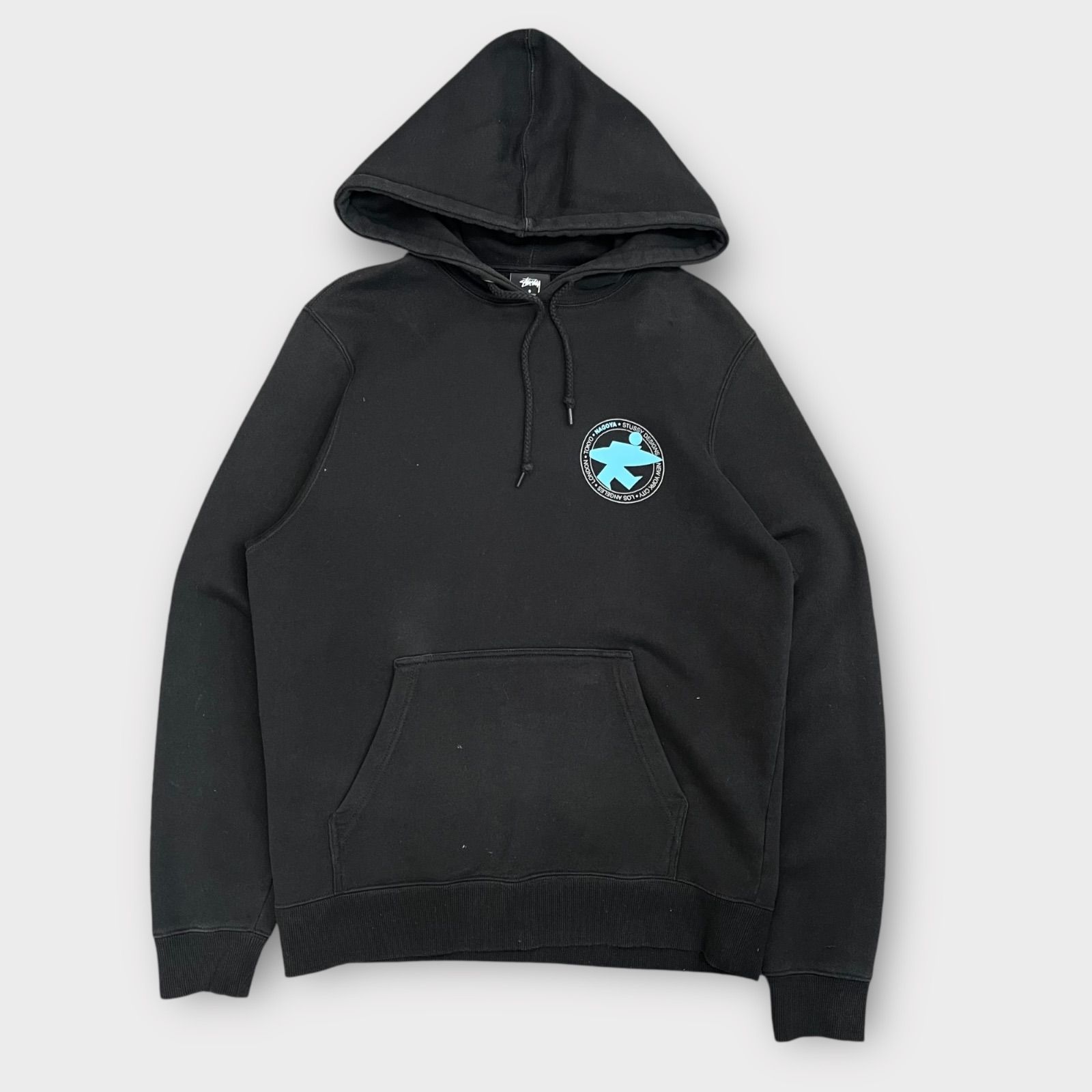 【希少】stussy × futuraマウンテンパーカー メルカリ内在庫ラスト futura laboratories stussy ジップパーカー - メルカリ