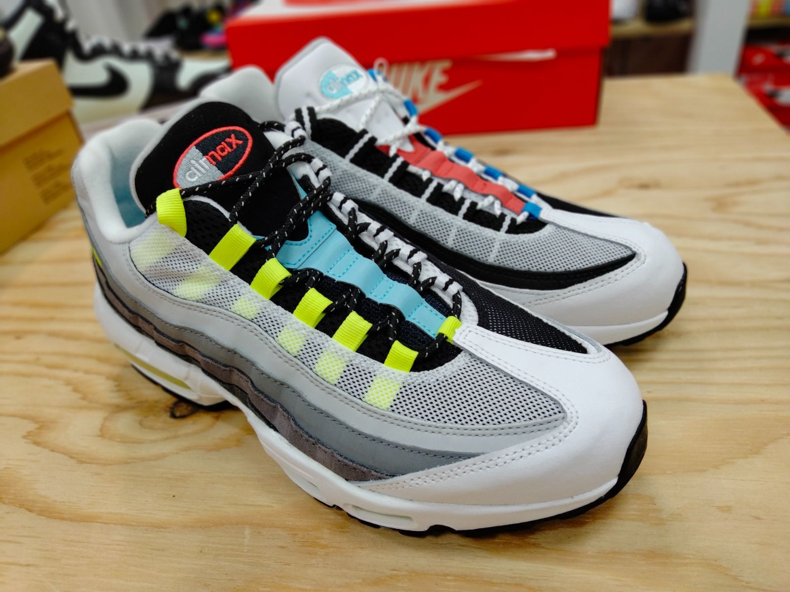 NIKE AIR MAX 95 QS