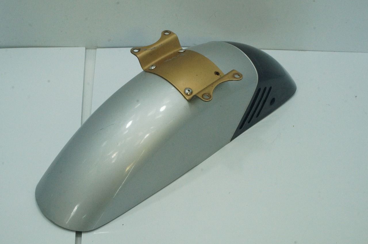 GSX250S カタナ(GJ76A)／GSX400S カタナ(GK77A) 純正 サイドカバー(左) シルバー　新品