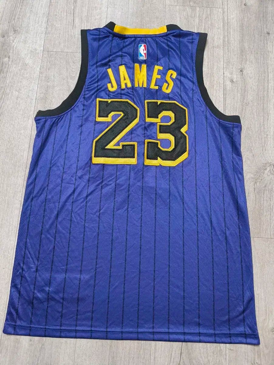 Lakers