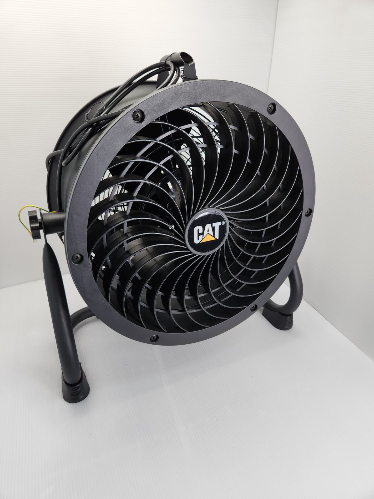サーキュレーター キャタピラー CATERPILLARブラック