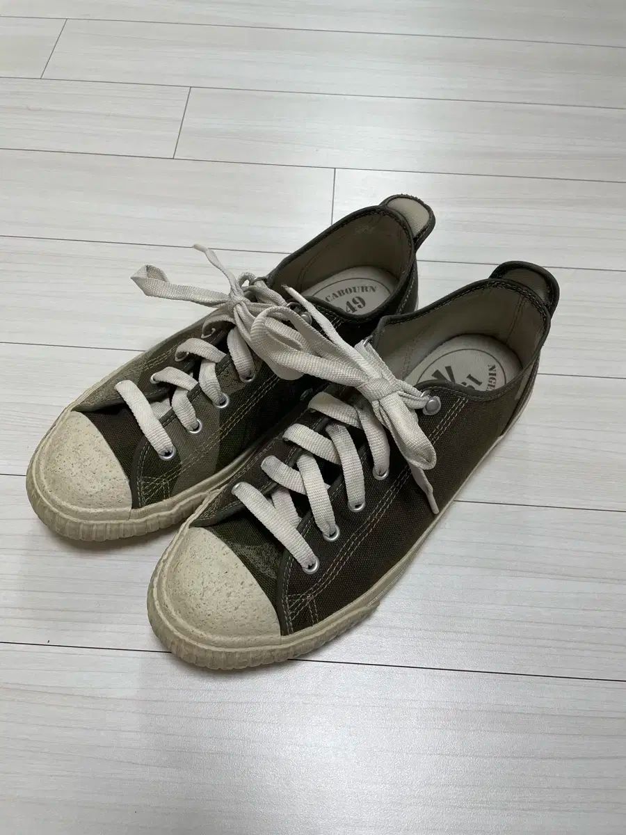 Nigel Cabourn(ナイジェルケーボン) スニーカーズ uk 6 5 サイズ