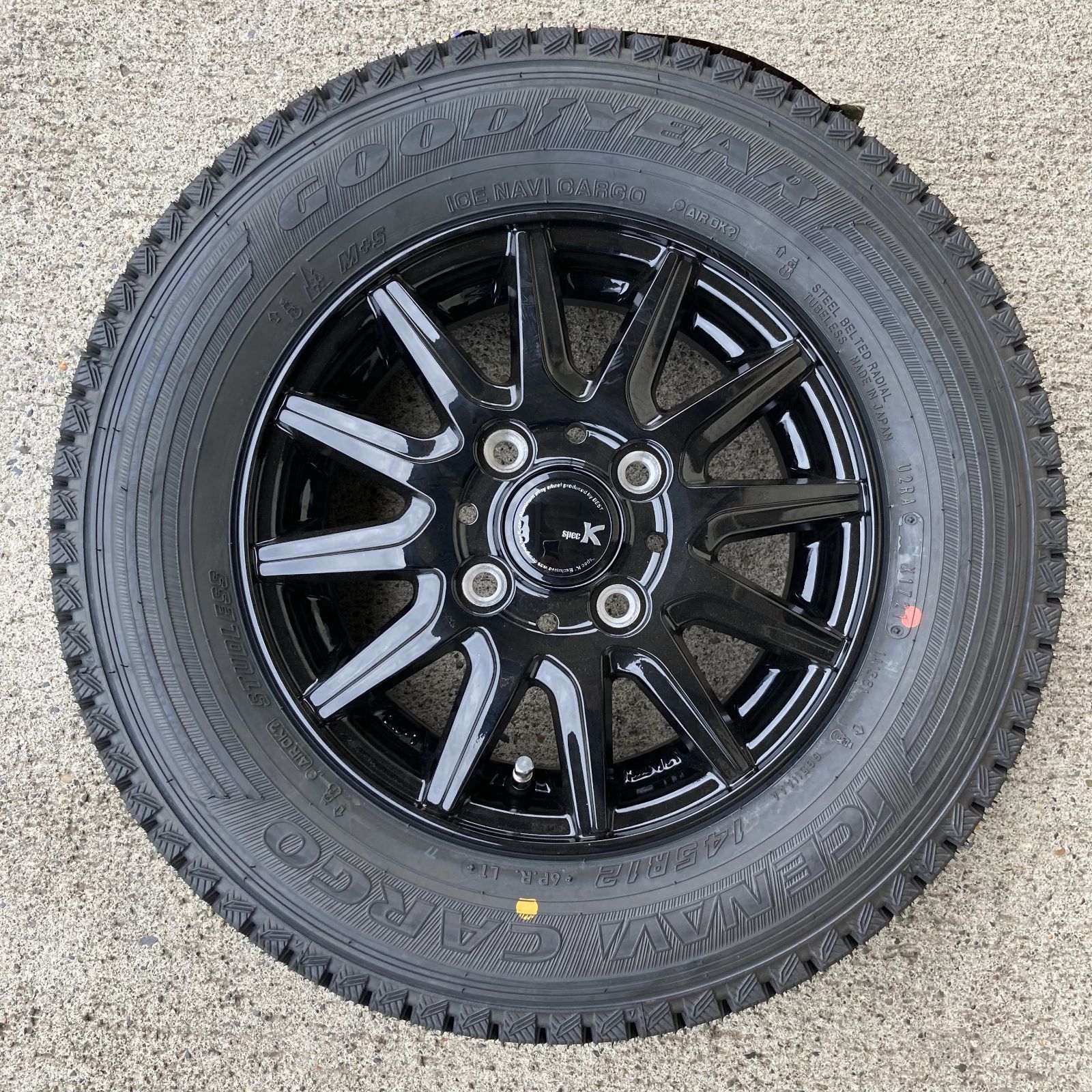 145R12 6PR スタッドレスタイヤ 4本セット ホイール付き 新品