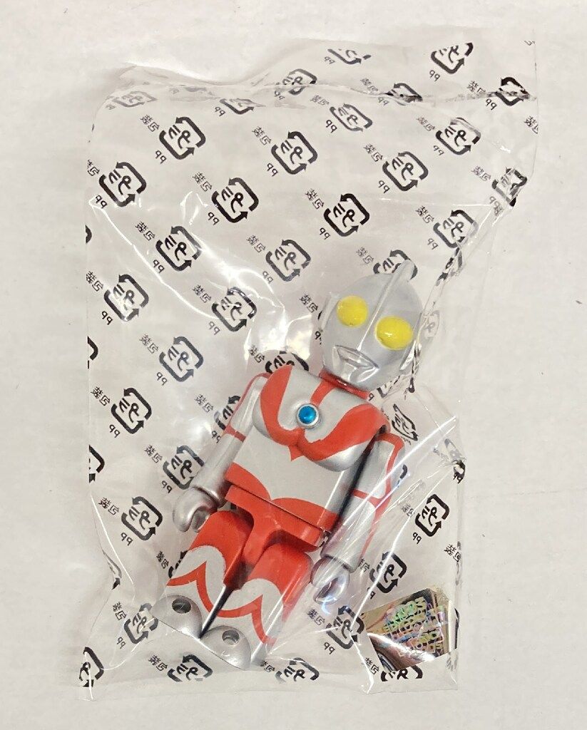 MEDICOMTOY KUBRICK グリコマンとビスコ君&ウルトラマン