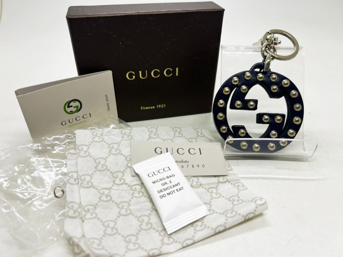 グッチ キーリング キーホルダー GUCCI インターロッキングG スタッズ ブラック 389053 BGZ0N 4720