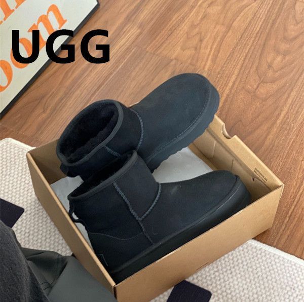 新品、UGG Classic Mini Platform 3cm アグ 厚底 ブーツ クラッシック 