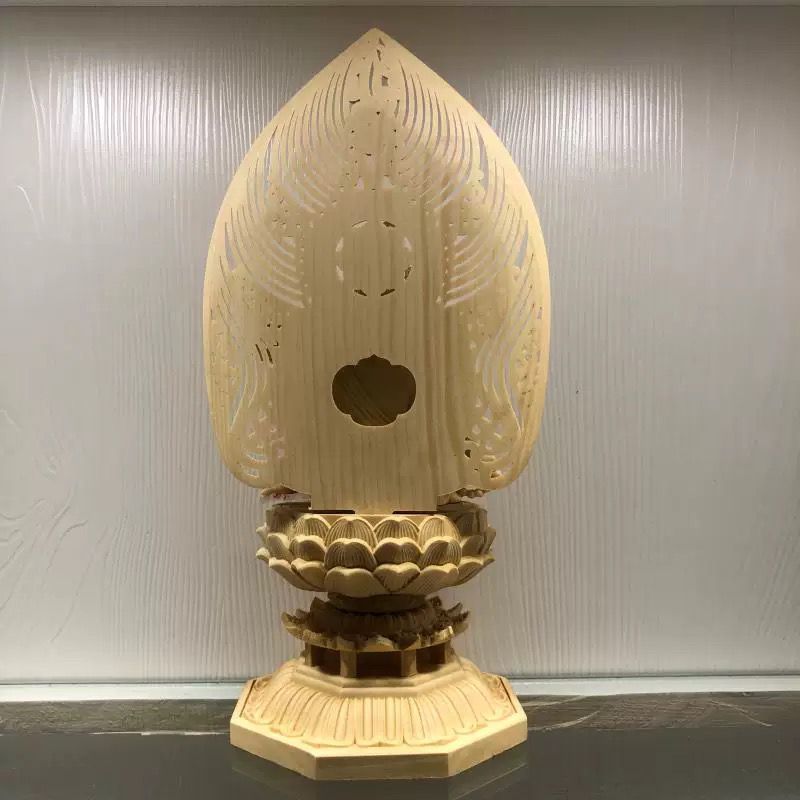 【修縁堂】極上品仏教美術 精密彫刻 彩繪 彩金 如意輪観音 手彫り仏師で仕上げ品 Amazon.co.jp: 修縁堂極彩色 大迫力 仏像 如意輪観音 置物 如意