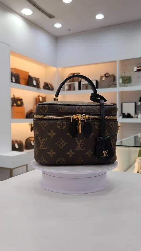 モノグラム ベニティ