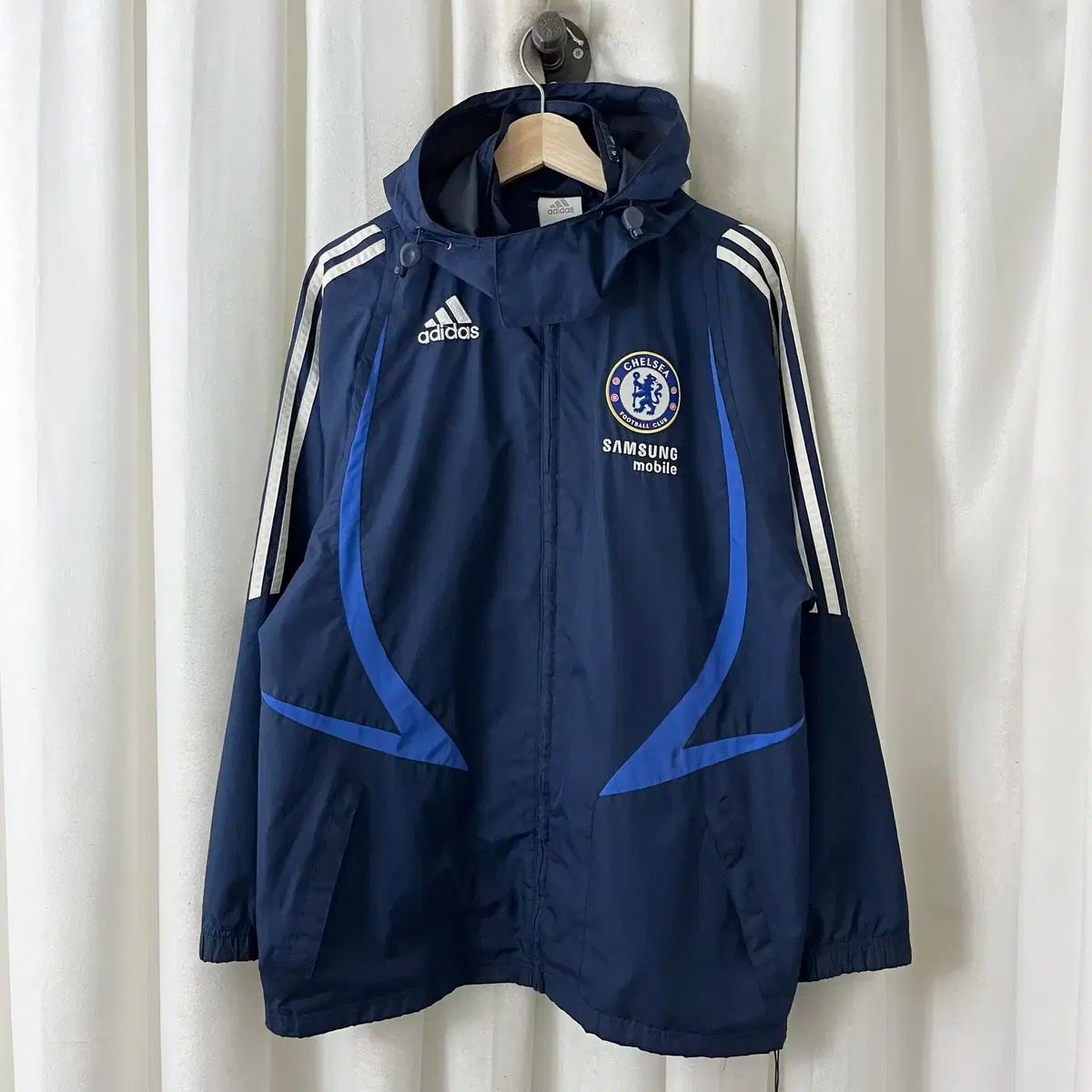 【雷市場（ポンジャン）商品韓国直送】 adidas(アディダス) ネイビー チェルシー サムスン モバイル ウインドブレーカー