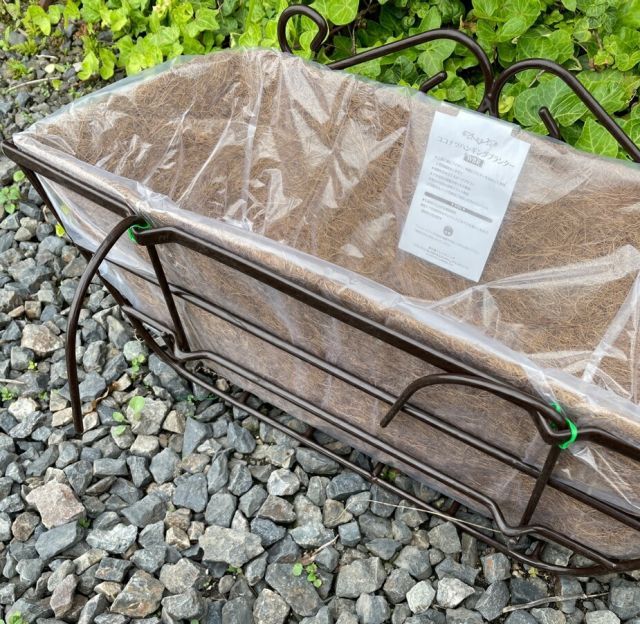 壁掛け用ハンギングバスケットWBR04-W60ヤシマット＆フック付～壁掛けプランター型ハンギングWBR04-60