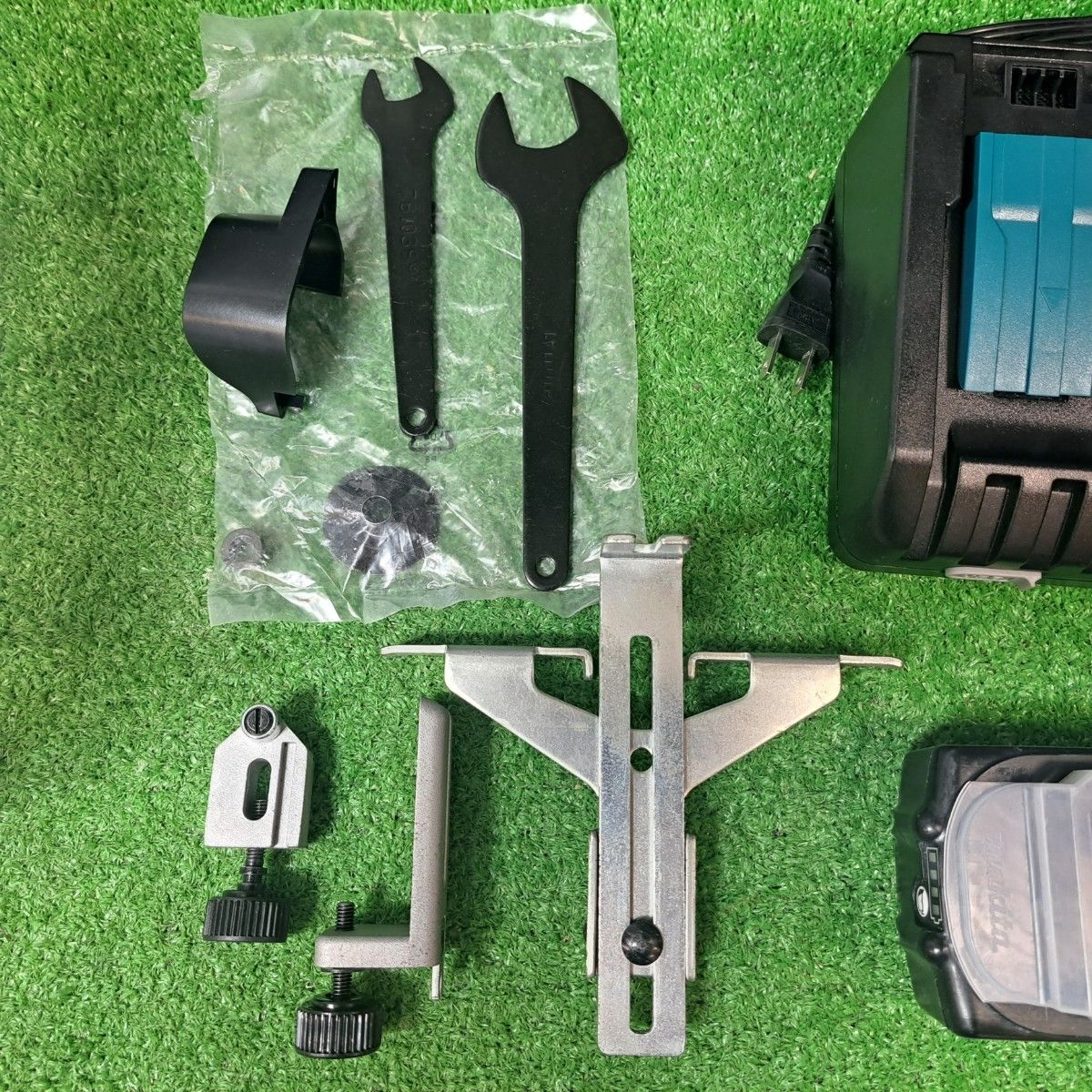 マキタ|makita 18Vコードレストリマー