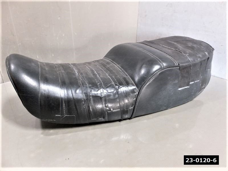 KAWASAKI KZ1000LTD シート 張替ベース Z1000 ZI ZII 当時物 [23-0120-6] [ 5981 ] カワサキ パーツ KZ1000LTD シート 張替ベース カワサキ Z1000 ZI ZII 当時物
