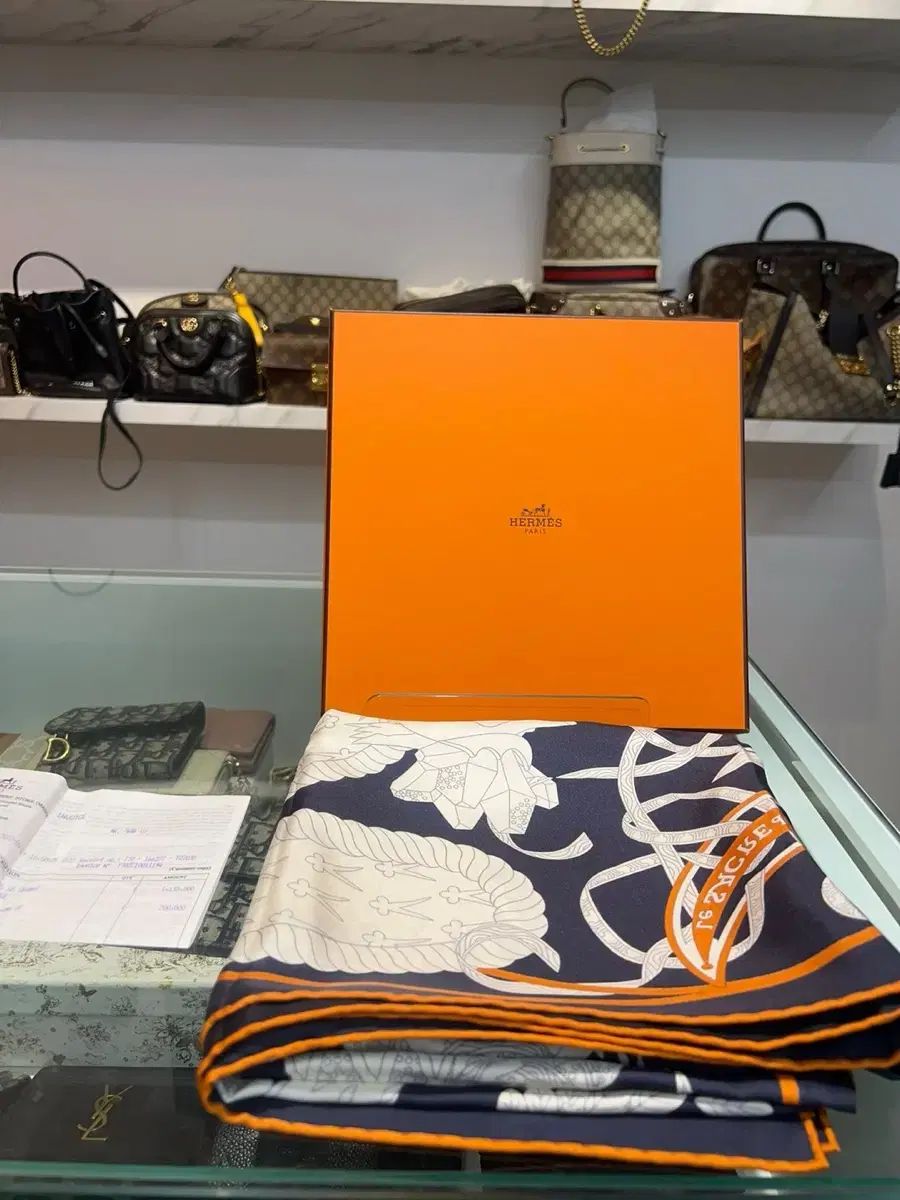 90 HERMES エルメス カレ シルク スカーフ