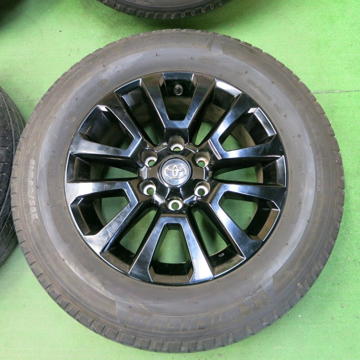 150プラドマッドブラックエディションMICHELIN 18インチ サマータイヤ 150プラドマッドブラックエディションMICHELIN 18インチ サマータイヤ