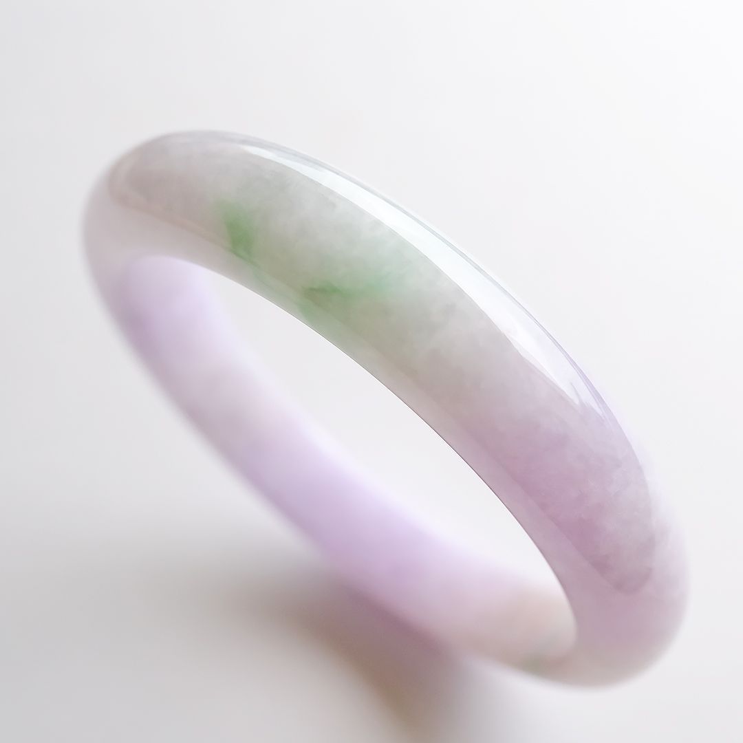 翡翠バングル 【HARUIRO】内径56.6mm 95446 - メルカリ