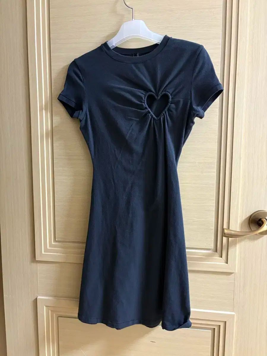 Skims スキム ロゼ バレンタイン コラボ ワンピース xs
