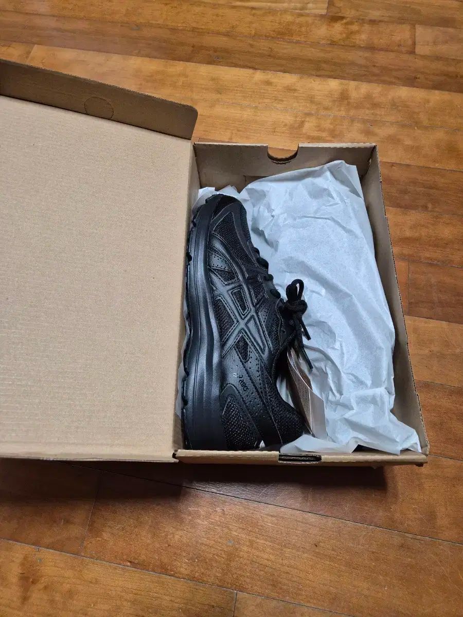 Asics アシックス ジョグ 100T オールブラック スニーカー ランニングシューズ WWW_NOITHATQUANGTHANH_NET