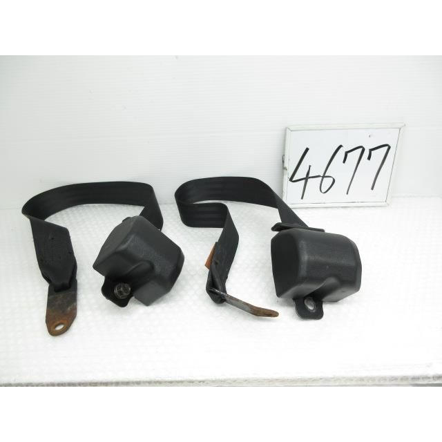 H8年 ジムニー E-JA22W 左右 リアシートベルト 197702 4677