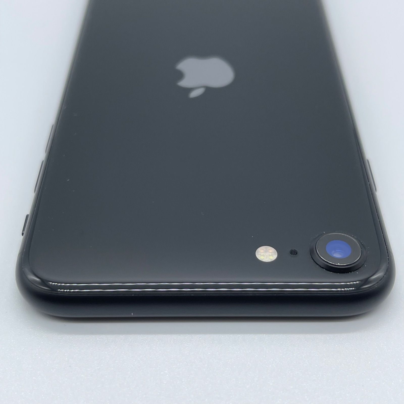 美品】iPhone SE2(第2世代) 128GB ブラック - メルカリ