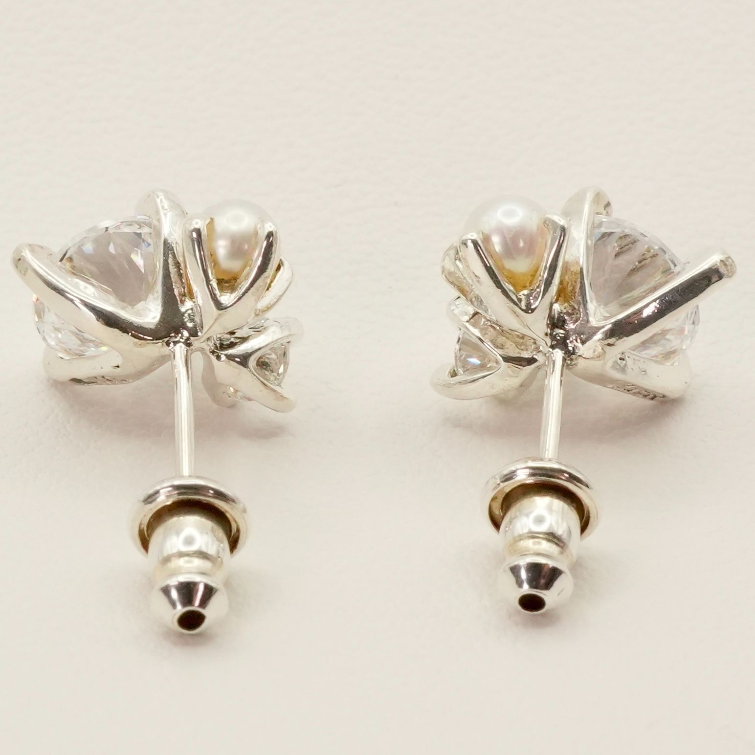 極美品 イーエム パール ジルコニア シルバー ピアス e.m./24