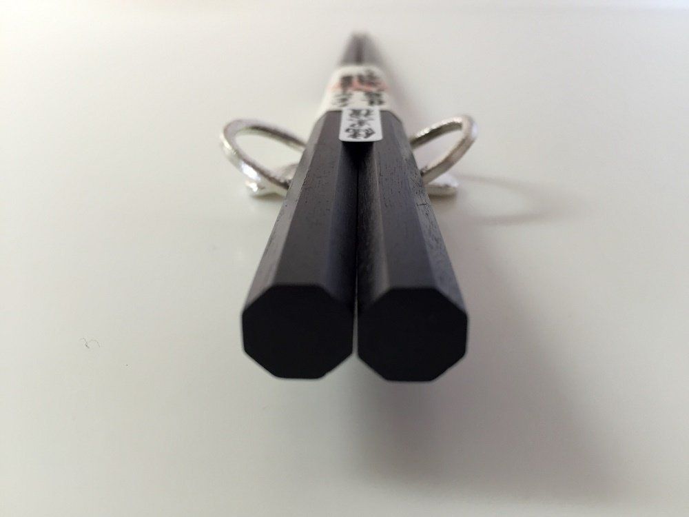 お箸大黒屋 江戸木箸 八角箸 上縞黒檀 中サイズ SKLAD-KIRPICHA_RU