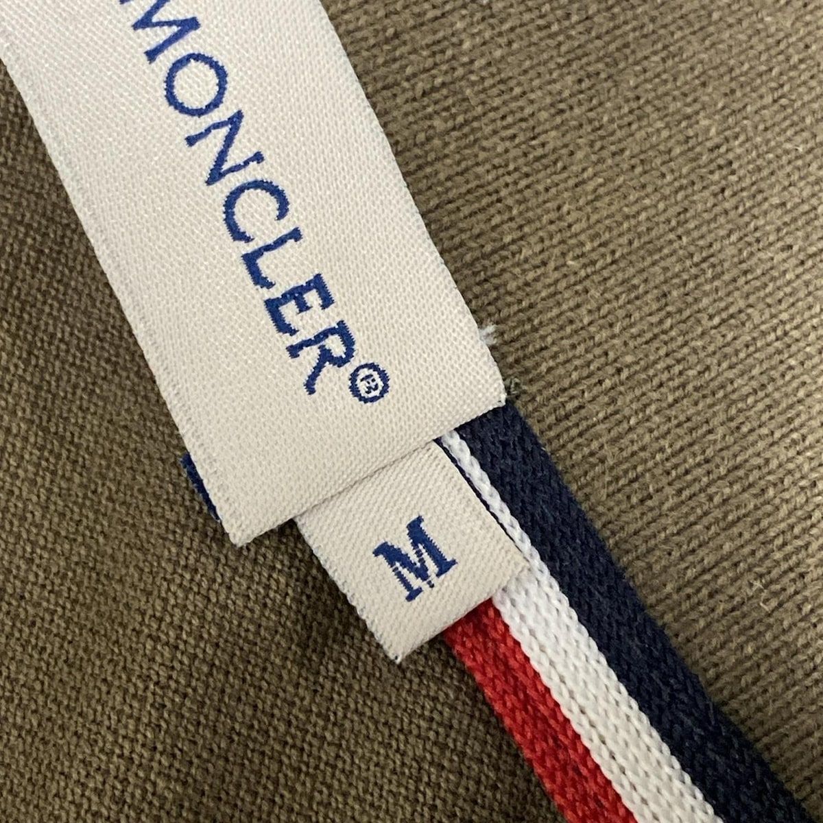 超希少　モンクレール　ポロシャツ　カーキ　ロゴ　Lサイズ MONCLER（ポロシャツ）のフリマアイテム一覧