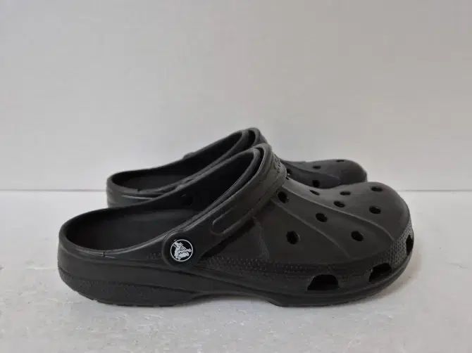 【雷市場（ポンジャン）商品韓国直送】crocs(クロックス) メンズ サンダル 270